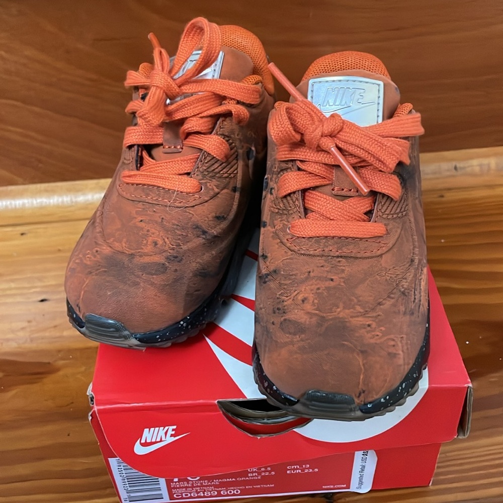 Nike Air Max 90 BT QS, Orange, Size 7c - Picture 2 of 7